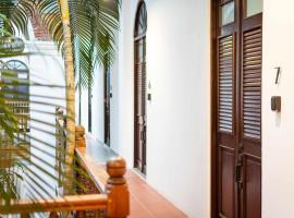 Casa Las Ruinas by Stay with Bear, hotel v San Juanu