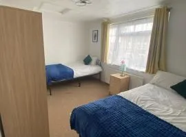 Large 3BR House with Garden in Harlow, Essex