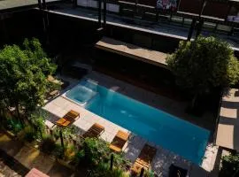 Plaza Paradiso Petit Hotel