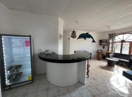 Hostal Neptuno - Poseidon, hotel v destinaci Puerto Villamil