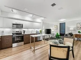 Furnished Luxury Apartment Next to Harvard Stadium