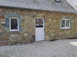 LOGEMENT 4 PERSONNES, casa r&uacute;stica em Gr&eacute;ville-Hague