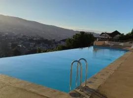 Ocean View & Pool Family Apartment 7P