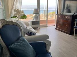 Due Passi dal Cielo Apartment, hotel in Anzio