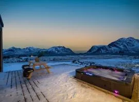 New amazing cabin with spectacular view and jacuzzi in the heart of Lofoten