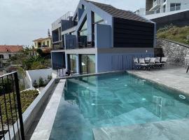 Atlântico Azul, hotel v Funchalu