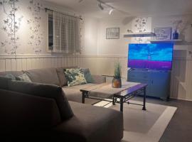 Hoda Apartment - Cozy central apartment with free parking, hotel a Leknes