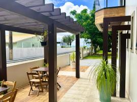 Residencial Sol e Lua, hotel u gradu Paljosa