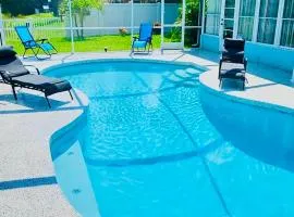 NEW Renovated luxury home with private heated pool, game room Near Anna Maria Island and IMG