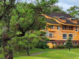 Luxury Residence #2 Camp John Hay nr Eco Trails, hotel v destinaci Baguio