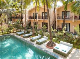 ALTR NATIV Morjim, Goa, hotel com piscinas em Morjim
