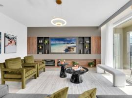 Chic Villa with 6 Bedrooms and Game Room 6300, hotel u gradu Loughman