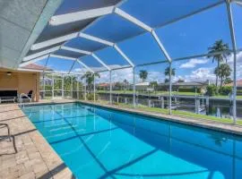 Charlotte County Villa 5888: Pool Canal Access