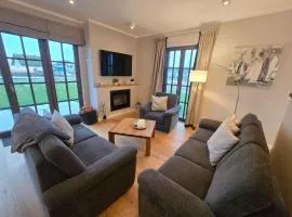 Reetland am Meer - Luxus Reetdachvilla mit 3 Schlafzimmern, Sauna und Kamin H20