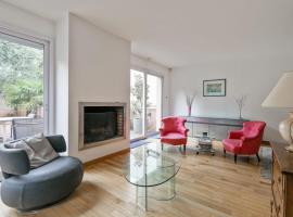 Maison Jacoulet - Welkeys, Hotel in Saint-Cloud