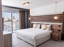 CA Sand Dune Hotel, hotel com estacionamento em Birżebbuġa