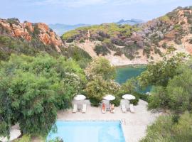 Arbatax Park Resort - Borgo Cala Moresca, rezort v destinaci Àrbatax