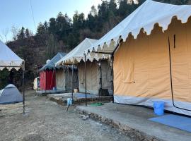 Morning Glory Camping and trekking, glamping en Jyotirmath