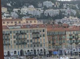 Nice port quartier antiquaire, &delta;&omega;&mu;ά&tau;&iota;&omicron; &sigma;&epsilon; &omicron;&iota;&kappa;&omicron;&gamma;&epsilon;&nu;&epsilon;&iota;&alpha;&kappa;ή &kappa;&alpha;&tau;&omicron;&iota;&kappa;ί&alpha; &sigma;&tau;&eta; &Nu;ί&kappa;&alpha;&iota;&alpha;