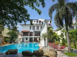 Club De Novo Hotel