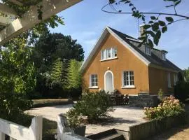 La Farandole, coastal family home