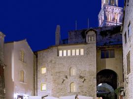 Hotel Vestibul Palace & Villa - Small Luxury Hotels Of The World, hotel in Split City Centre, Split