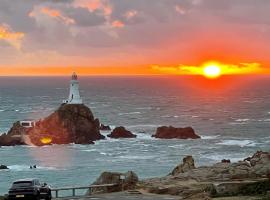 Corbiere Phare Apartments, διαμέρισμα σε St Brelade