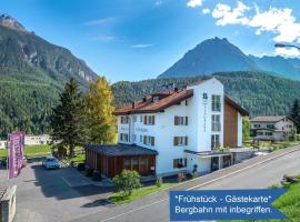 Hotel Garni Panorama, hótel í Scuol
