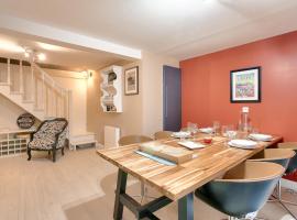 À 400m de la plage, maison ancienne pour 4，位于迪纳尔的酒店