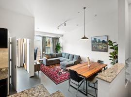 Furnished Loft Style Apartment in Southend, appartement in Boston