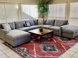 Grand Residence - Spacious Retreat - 3 bed, 2 bath