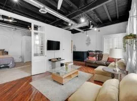 Historic Germantown 1br Loft