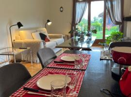 Apartment with a garden, close to golf, hotel v destinaci Lens