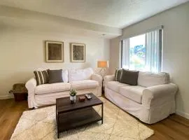 Lake View Condo 902 4