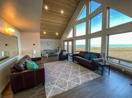 Bear Foot Beach House-Beautiful Views on the Lake