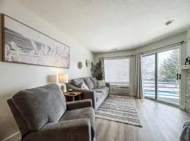 Inn Building Condo 209, Beautifully updated, view