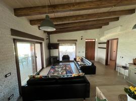 B&B House, hotel v destinaci Penne