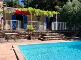 Villa paisible et relaxante avec piscine a la campagne