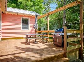 Dollybrook 7 Pet Friendly Community Pool Groups Welcome, готель у місті Fennville