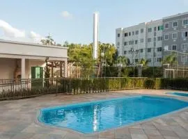 Apartamento com 2 quartos mobiliado, em ótima localização ao lado do shopping e perto de transportes públicos e perto de praias