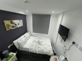 Beautiful and Cosy Double Ensuite Room