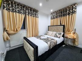 -F1-GH- Enjoy a wonderful stay in our Cosy Luxurious, Spacious ground floor apartment, Free Parking, Free WiFi, ξενοδοχείο στο Λιντς