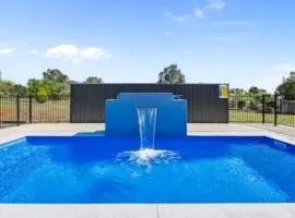 Bellevue Holiday House