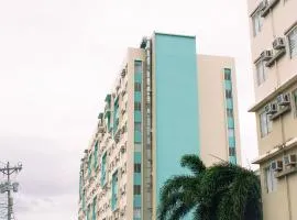 Marina Spatial Studio Condo Unit