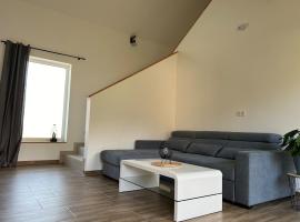 NEUES appartment LOVE&LIGHT, hotel v destinaci Ollersdorf im Burgenland
