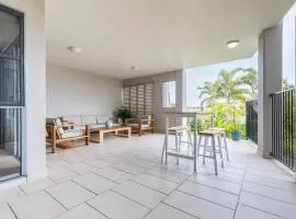 Beaches Retreat - 3 BR w Pool - 5 Min to Beach