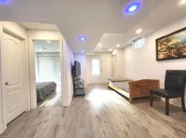 Cozy Walkout Suite