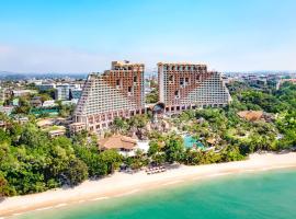 Centara Grand Mirage Beach Resort Pattaya、パタヤ・ノースのホテル