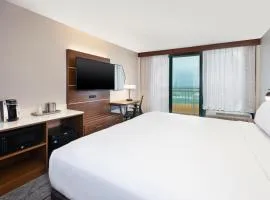 Holiday Inn Express & Suites VA Beach Oceanfront by IHG