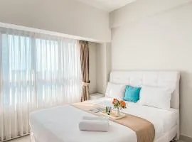 Good Place and Comfortable Studio Apartment Springlake Summarecon Bekasi By Travelio